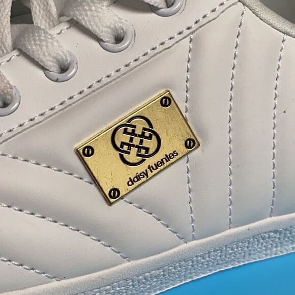 New Daisy Fuentes Tali white leather sneakers 8 1/2 - Picture 5 of 9